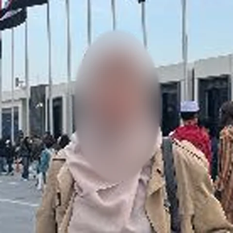 Foto Ustadzah Difa I., pengajar Arabi