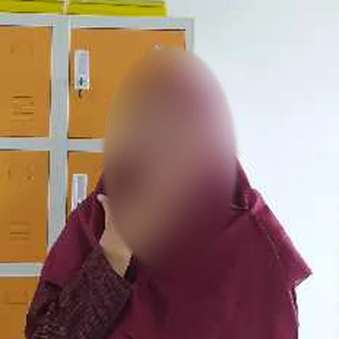 Foto Ustadzah Salma A., pengajar Arabi